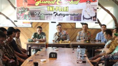 Kapolres Wajo Gelar Jumat Curhat TNI -Polri di Kecamatan Tempe