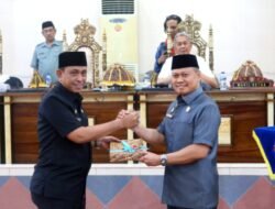 Serahkan Ranperda Pertanggungjawaban Pelaksanaan APBD 2022, Amran Mahmud Apresiasi DPRD Wajo