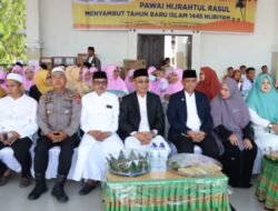 Ribuan Peserta Pawai Hijratul Rasul Kabupaten Wajo Sambut Tahun Baru Islam 1445 H