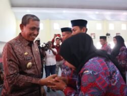 Pengukuhan PPDI Kabupaten Wajo, Amran Mahmud Harap Perangkat Desa Terus Berinovasi