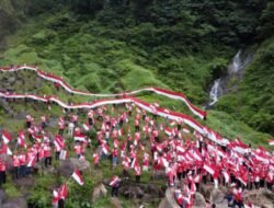 Bendera Merah Putih Berkibar di Wisata Air Terjun Ponot, Bupati Asahan Harapkan Ini