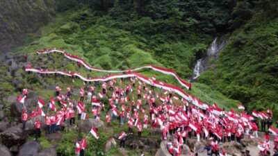 Bendera Merah Putih Berkibar di Wisata Air Terjun Ponot, Bupati Asahan Harapkan Ini
