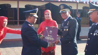 Dirangkaikan Penyerahan Remisi Umum kepada Napi dan Anak Pidana, Kalapas Parepare Pimpin Upacara HUT RI ke-78