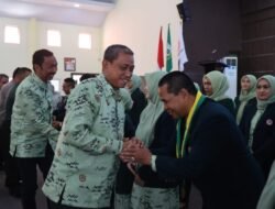 Pelantikan Pengurus IDI Wajo, Amran Mahmud Beri Ucapan Selamat