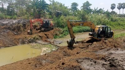 Kanal Radi A. Gani dan Sungai Kading dikeruk, Bupati Wajo : Terima kasih Balai Pompengan Jeneberang