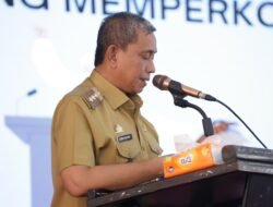 Buka Sosialisasi Desk Pemilu dan Pilkada Serentak, Amran Mahmud Harap Jadi Wadah Satukan Persepsi