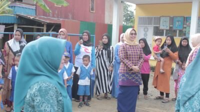 Kunjungi Sekertariat Bunda PAUD, Farida Harapkan Peningkatan Kompetensi dan Kesejahteraan Tenaga Pendidik