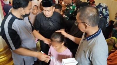 Jelang Lebaran, Pengurus Masjid At-Taubah Santuni 700 Anak Yatim dan Dhuafa di Wajo