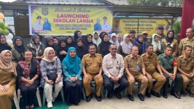 Pemkab Asahan Melalui Camat Kota Kisaran Timur Mengapresiasi Inovasi Sekolah Lansia Kelurahan Siumbut Baru