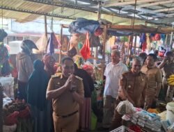 Tinjau Kondisi Pasar di Bulan Ramadhan, Bupati /Wabup Wajo Kunjungi Pasar Mini Sengkang