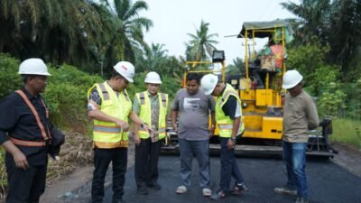 Wakil Bupati Asahan Tinjau Pelaksanaan Peningkatan Infrastruktur Jalan, Ini Katanya