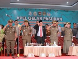Berkunjung ke Wajo, Gubernur Sulsel Hadiri Apel Gelar Pasukan Kesiapsiagaan Satpol PP dan Linmas