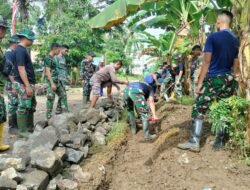Hari Keempat TMMD ke-124, Kodim 1406/Wajo Pasang Batu Pondasi di Desa Temmabarang