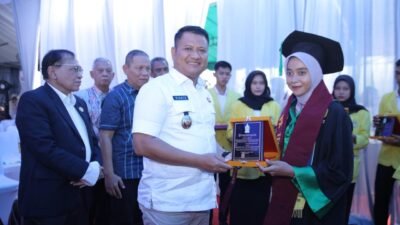 Wabup Asahan Hadiri Wisuda Sarjana dan Pascasarjana Universitas Asahan