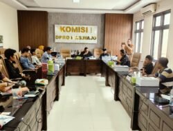 DPRD Wajo Terima Aspirasi Teknisi Ponsel: Janji Tindaklanjuti Dugaan Monopoli Usaha