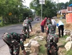 Koramil 1406-05/Majauleng Gelar Karya Bhakti Bersama Warga di Desa Bottopenno