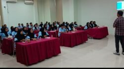 Jadi Narasumber Pelatihan Penjamah Makanan Bagi SPPG, Kadis Kesehatan Trkankan Pentingnya Kualitas Makanan