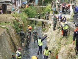Kodim 1406/Wajo Gelar Karya Bakti Massal di Pasar Mini Sengkang Peringati Hari Juang TNI AD Ke-80