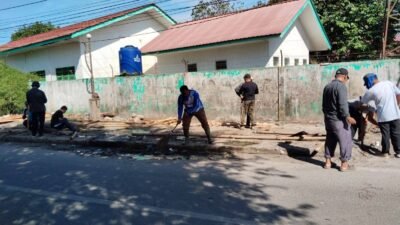Dari TPS Jadi Area Bersih, Camat Kota Kisaran Timur Laksanakan Gotong Royong
