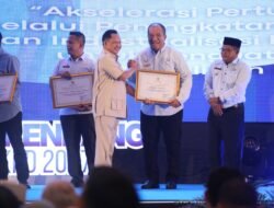 Bupati Asahan Terima Penghargaan Khusus dari Mendagri di Musrenbang Provinsi
