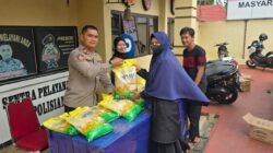 Bantu Ringankan Beban Warga, Polsek Tempe Gelar Pasar Murah Bersama Bulog Wajo